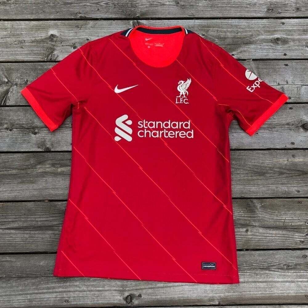 Nike Liverpool Soccer Jersey Medium